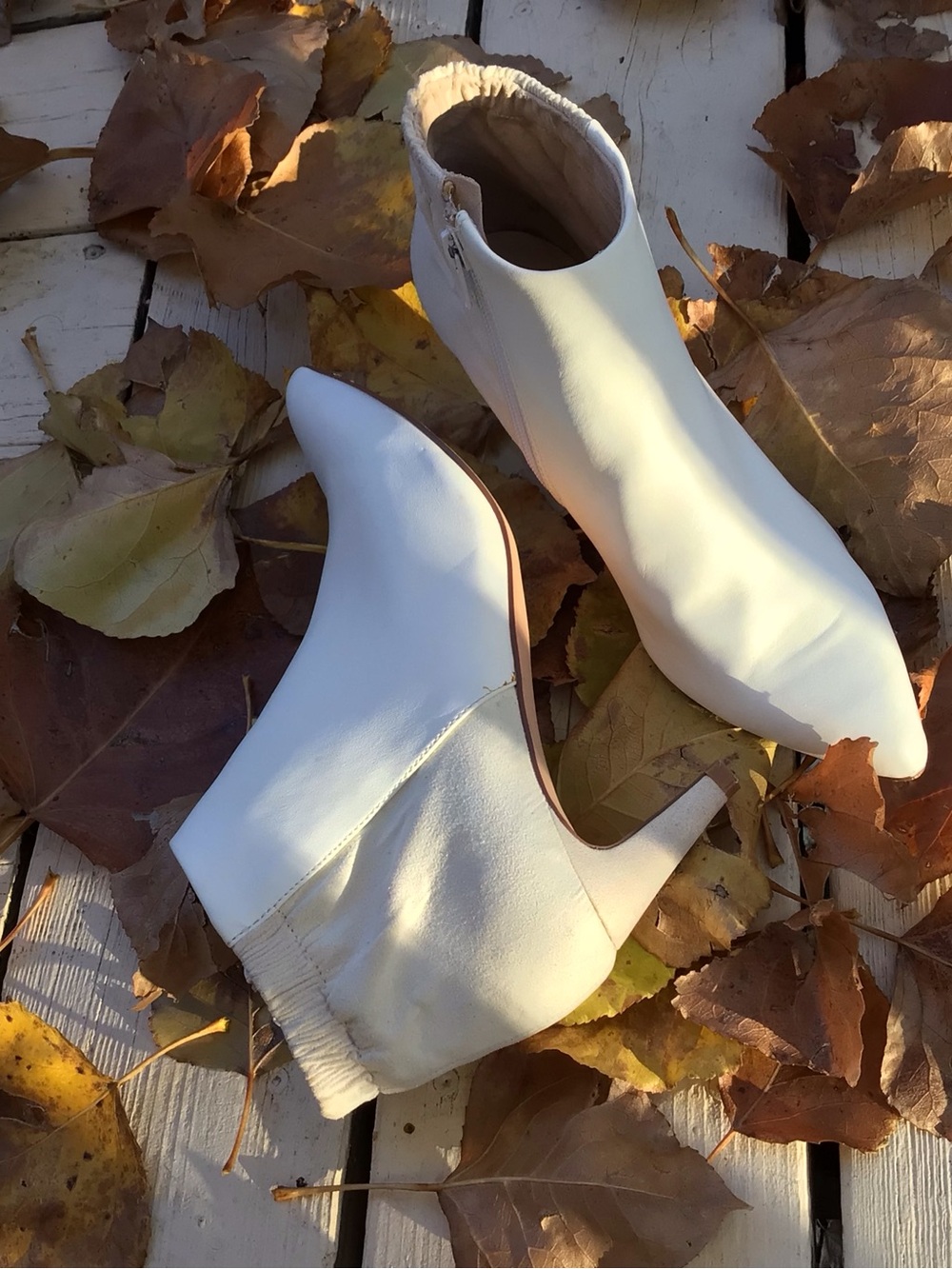 Vero Moda White Pointed Ankle Booties with Side Zip